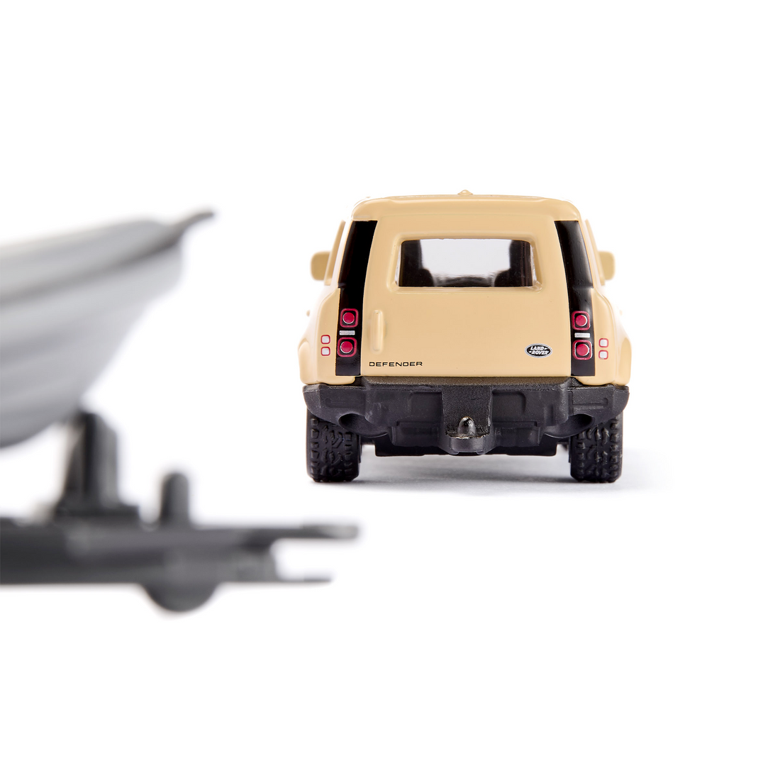 LAND ROVER DEFENDER "SAFARI" AVEC BATEAU (1:55)