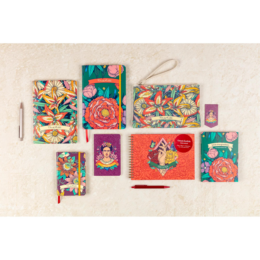 Carnet de notes Frida Kahlo ligné assortis rembordé rigide, marque page, fermeture élastique, 160 pa