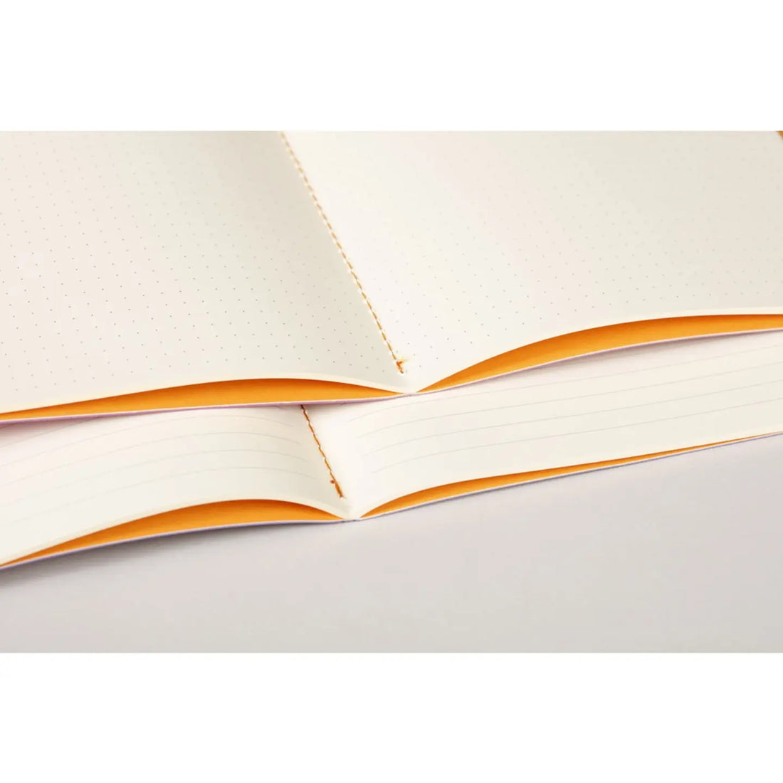 Cahier dos cousu dot -bleu saphir-  A5. 64 pages (14.8x21cm) RHODIA