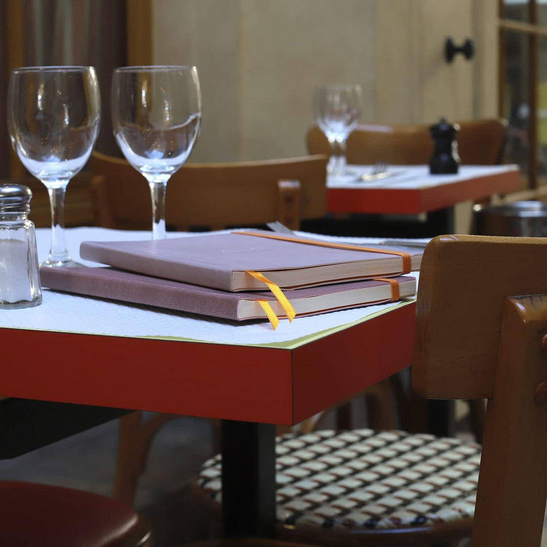 Carnet souple dot -bois de rose- A5. 160 pages  (14.8x21cm) RHODIA