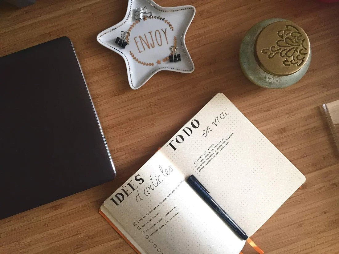 Carnet souple dot -chocolat- A5. 160 pages  (14.8x21cm) RHODIA