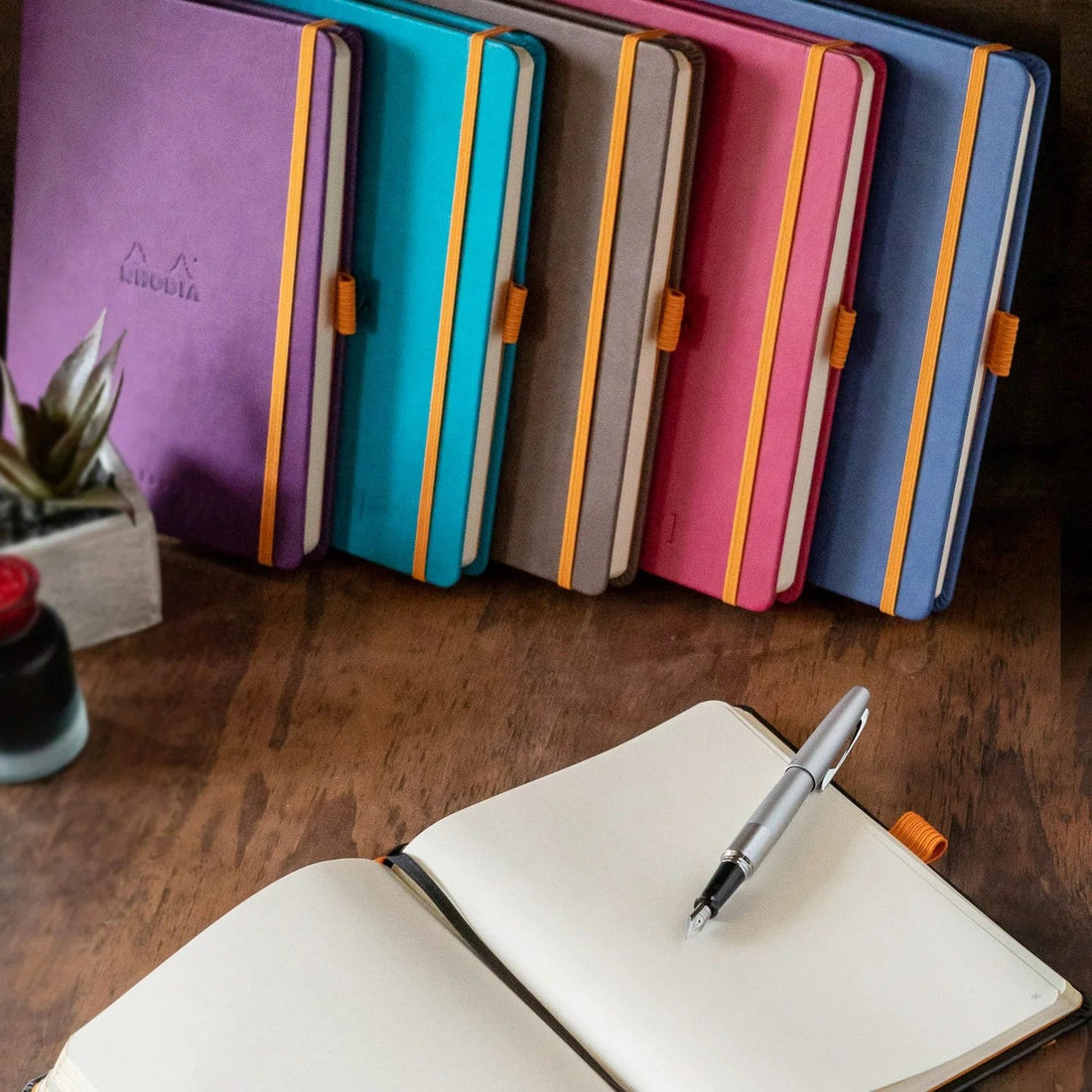 Rhodiarama Cahier de But Dot A5 120F Fuchsia RHODIA