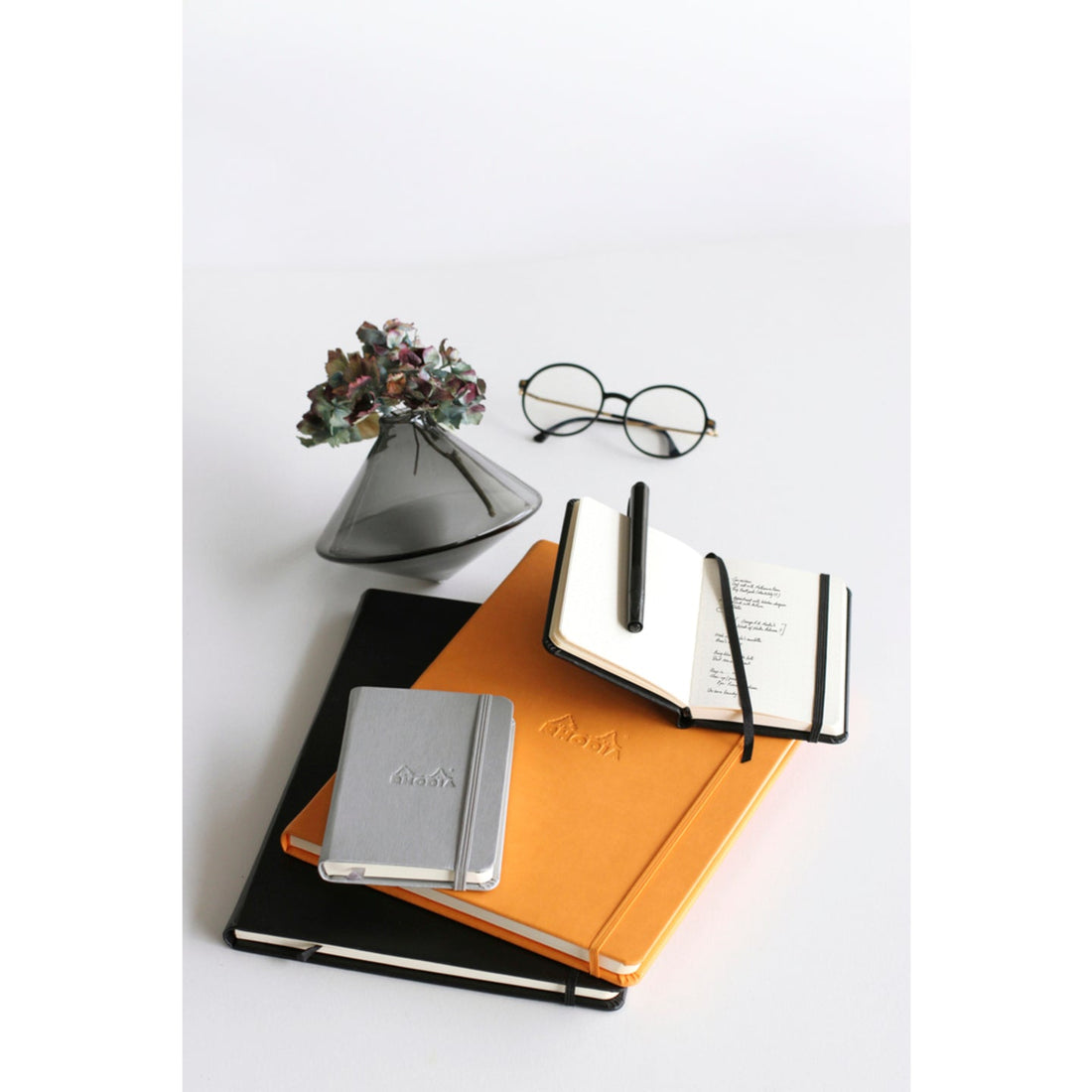 Carnet rembordé rigide ligné -orange- A5. 192 pages (14.8x21cm) RHODIA