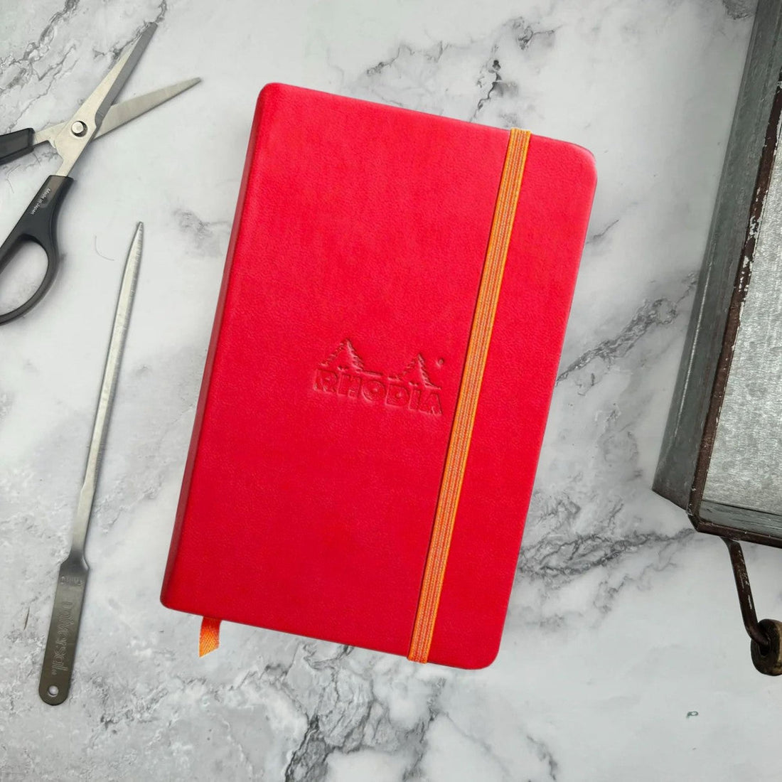 Carnet rembordé rigide ligné -coquelicot- A5. 192 pages (14.8x21cm) RHODIA