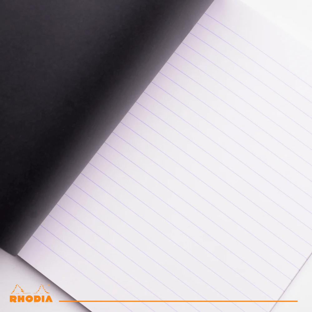 Cahier agrafé ligné -noir- A4. 48 pages (21x29.7cm) RHODIA
