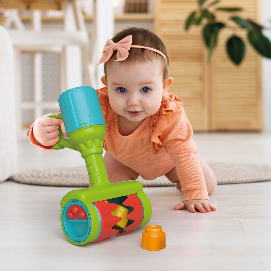 CLEMMY: BALAI ASPIRATEUR SENSORIEL CLEMENTONI