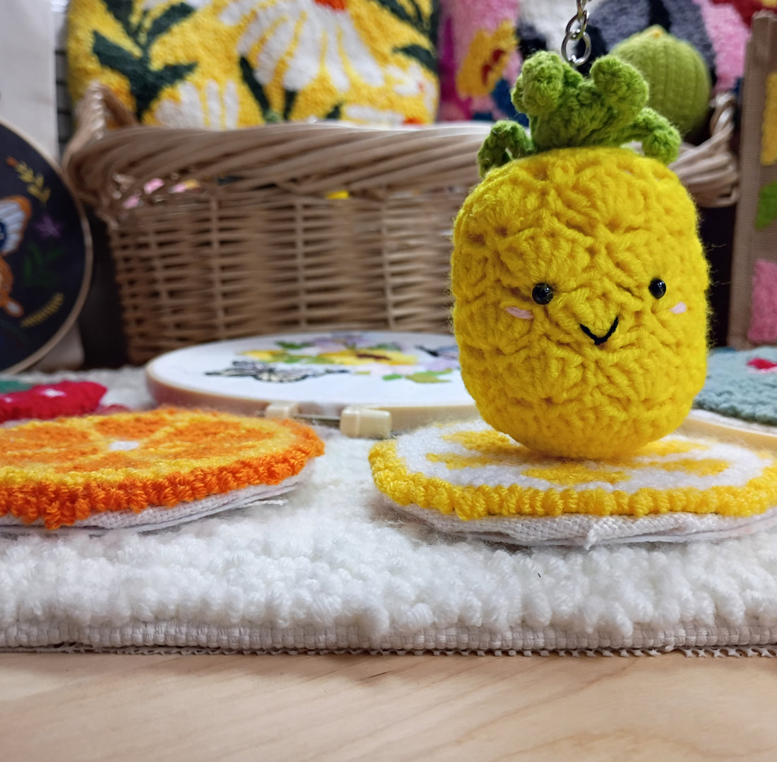 KIT DIY PORTE-CLÉS CROCHET – MON AMI L'ANANAS