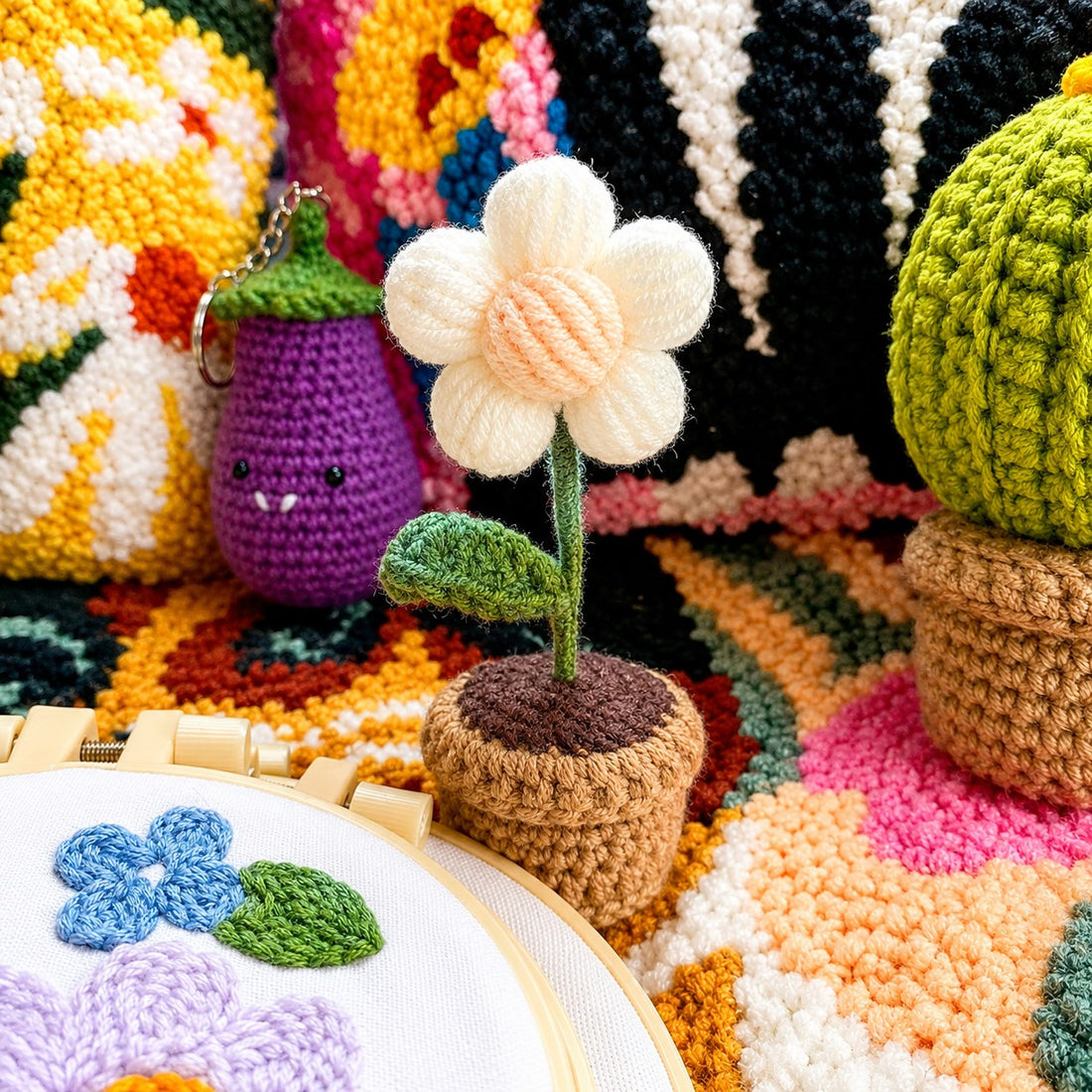 POTTED DAISY DIY CROCHET KIT