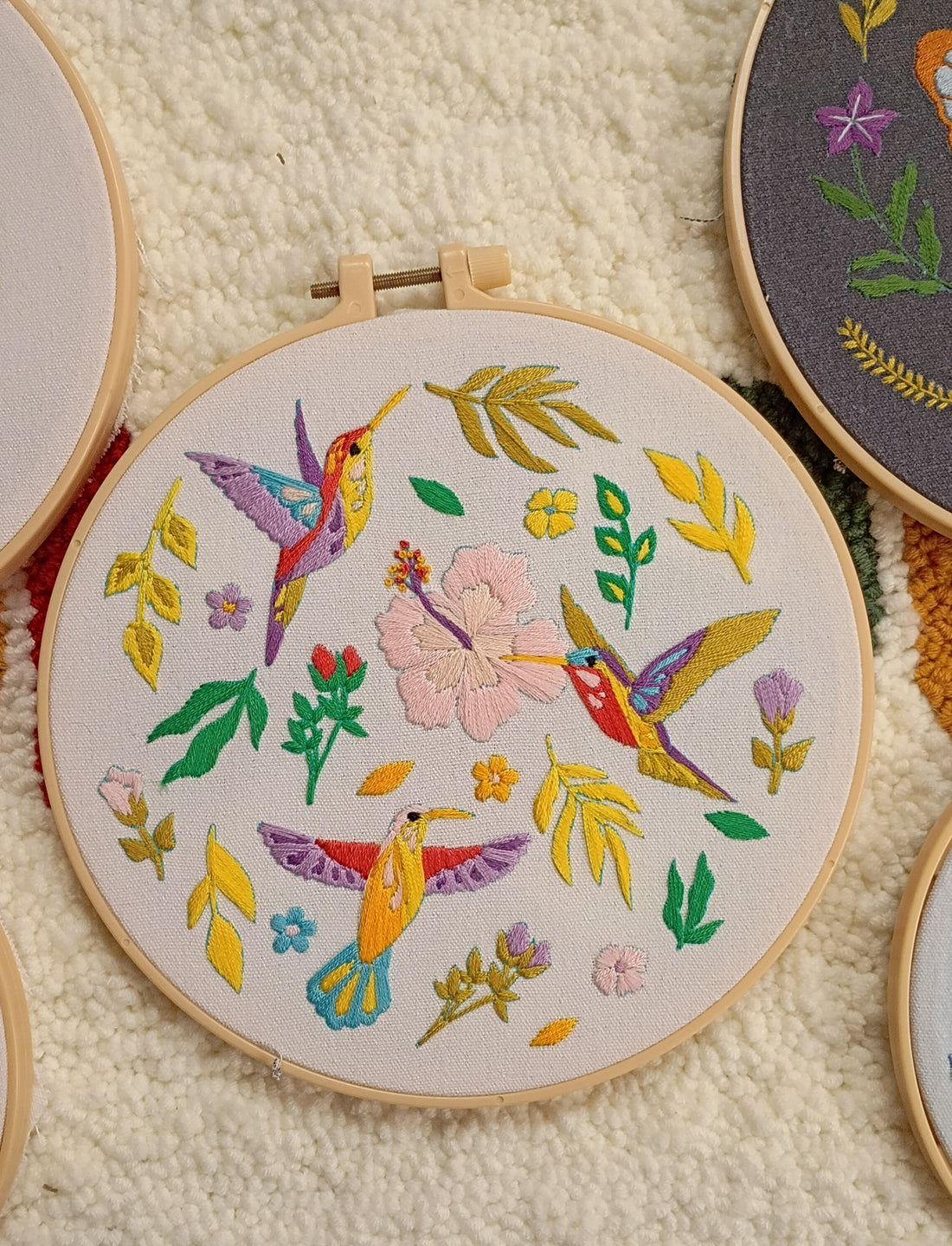 KIT DE BRODERIE – OISEAUX EN LIBERTÉ PBI ART