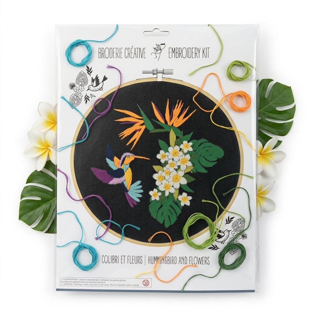 KIT DE BRODERIE- COLIBRI ET FLEURS - PBI ART