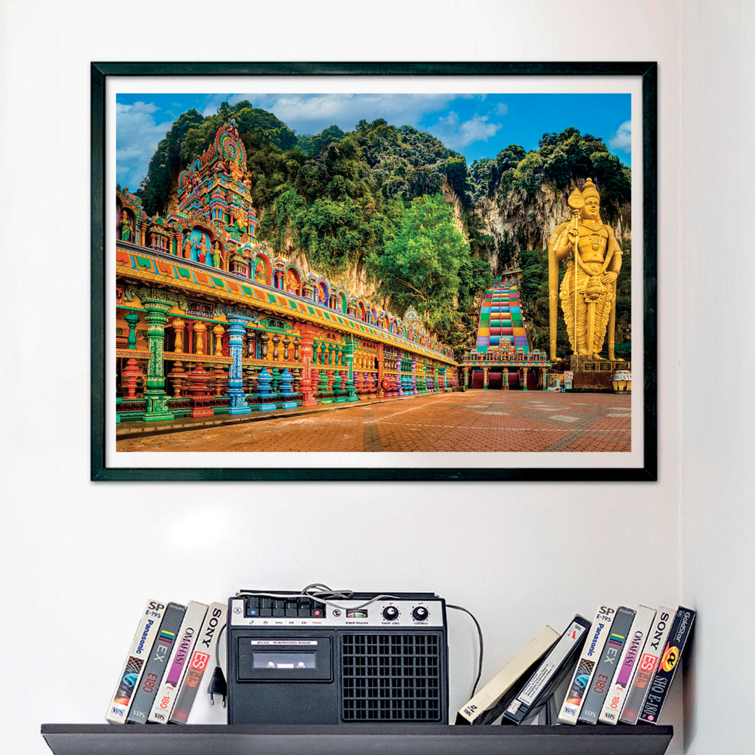 PZ1000: PAINTED BATU CAVES