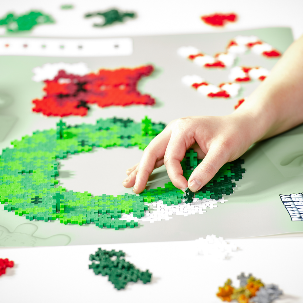 PUZZLE BY NUMBER - COURONNE DE NOËL - 500pcs PLUS PLUS