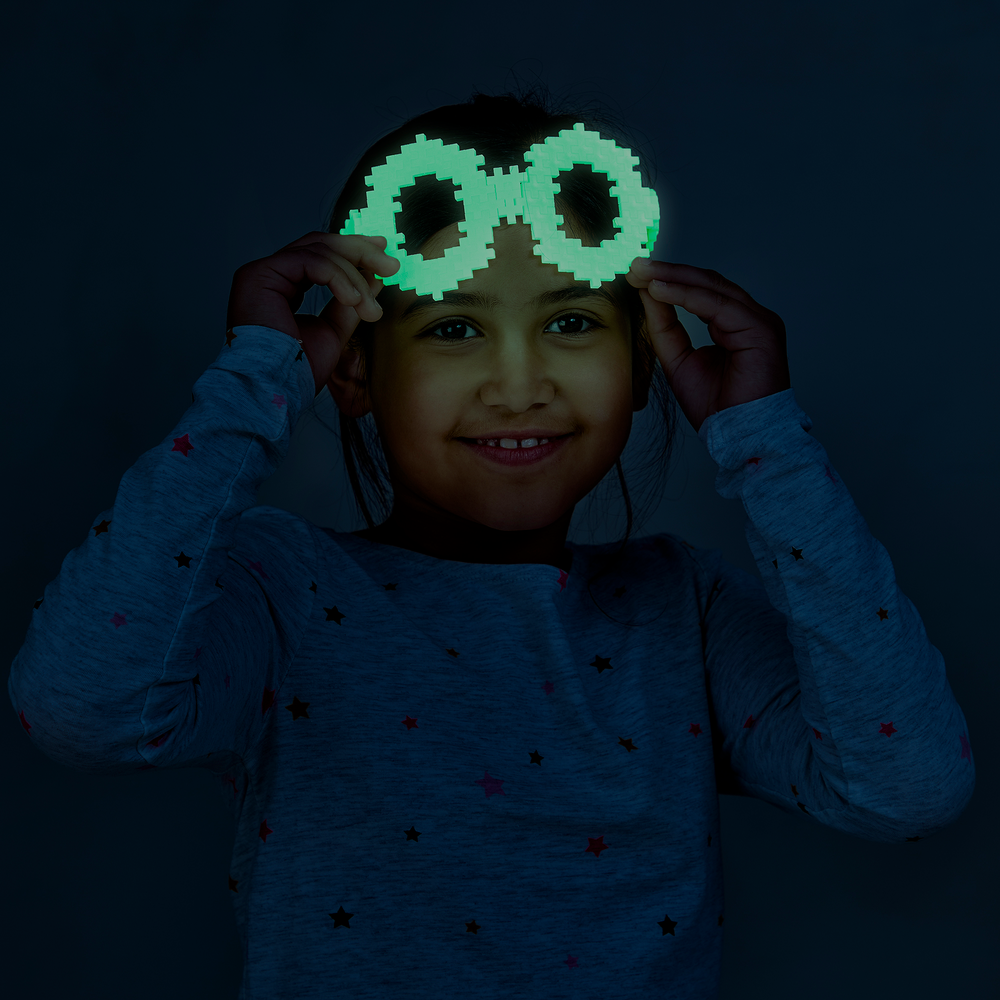 GLOW - 600pcs PLUS PLUS