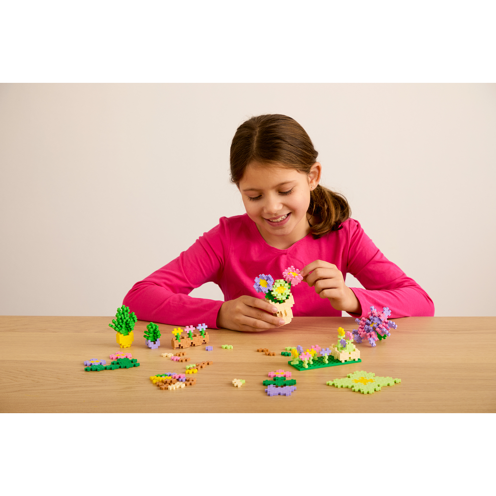 LEARN TO BUILD - MARCHÉ DE FLEURS PLUS PLUS