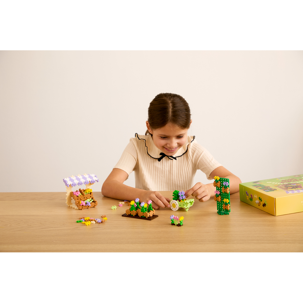 LEARN TO BUILD - MARCHÉ DE FLEURS PLUS PLUS