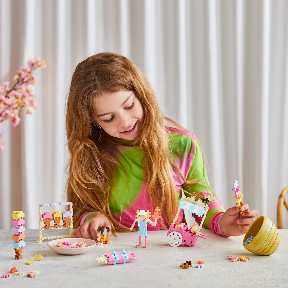 LEARN TO BUILD - BOUTIQUE CRÈME GLACÉE - 275pcs PLUS PLUS