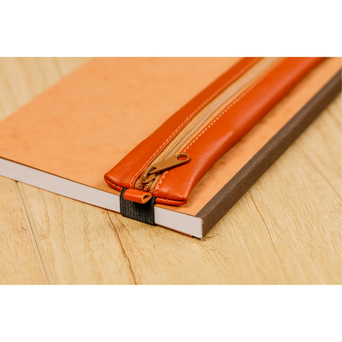 Trousse à crayons plate Age Bag en cuir pour cahier marron (20x4.5cm)