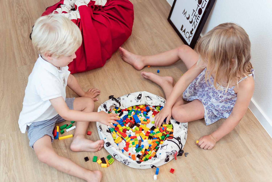 MINI : ESPACE - 40 CM PLAY AND GO