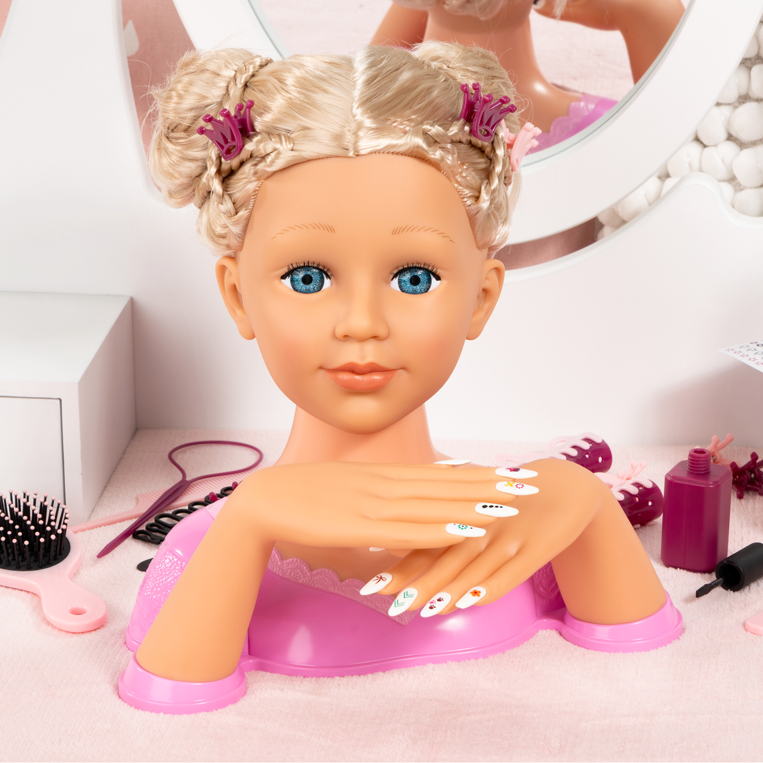 CHARLENE SUPER MODEL MAGIC NAILS STYLING HEAD