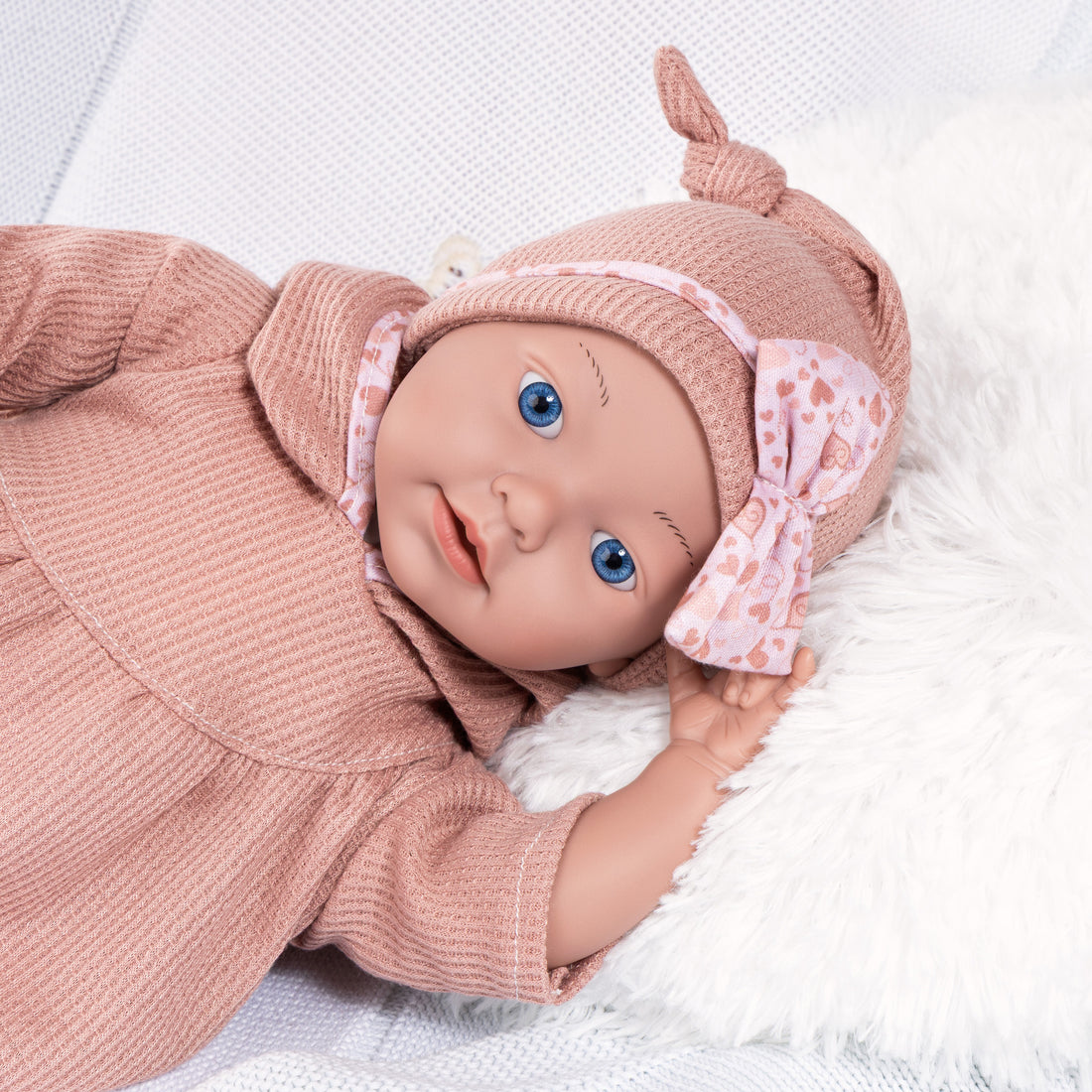 POUPÉE REBORN BABY AVEC COUVERTURE ET OREILLER - 38 CM