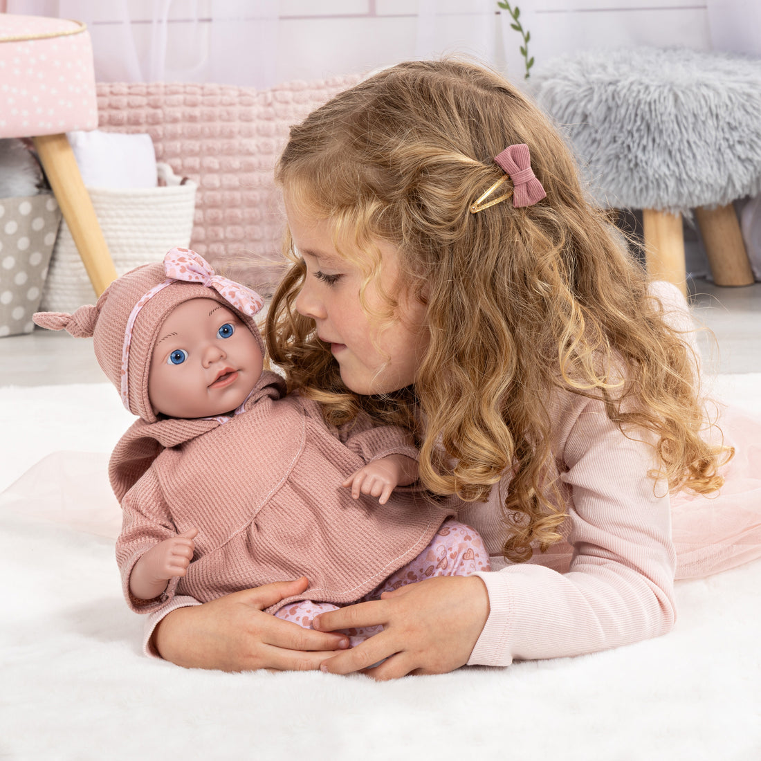 POUPÉE REBORN BABY AVEC COUVERTURE ET OREILLER - 38 CM