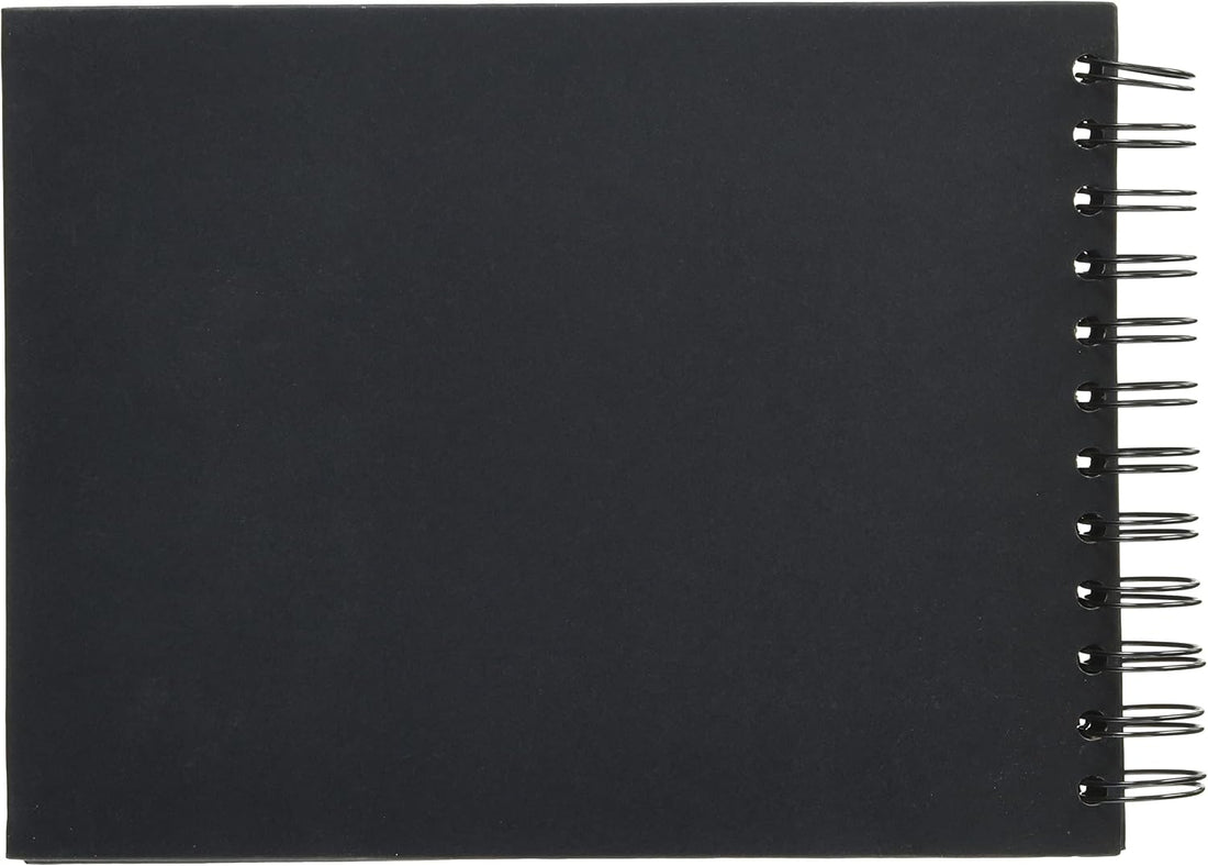 Album noir couverture rigide 40 feuilles 185G (21 x 16 cm) by CLAIREFONTAINE