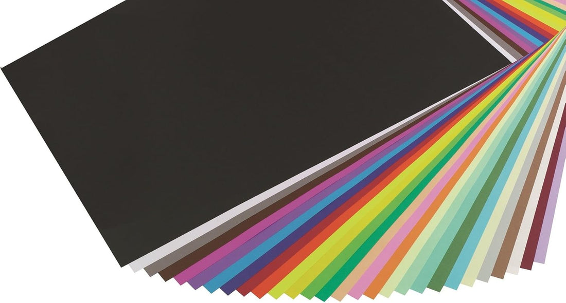 Carton Maya 270g  noir  25 feuilles  A4  21x29.7cm