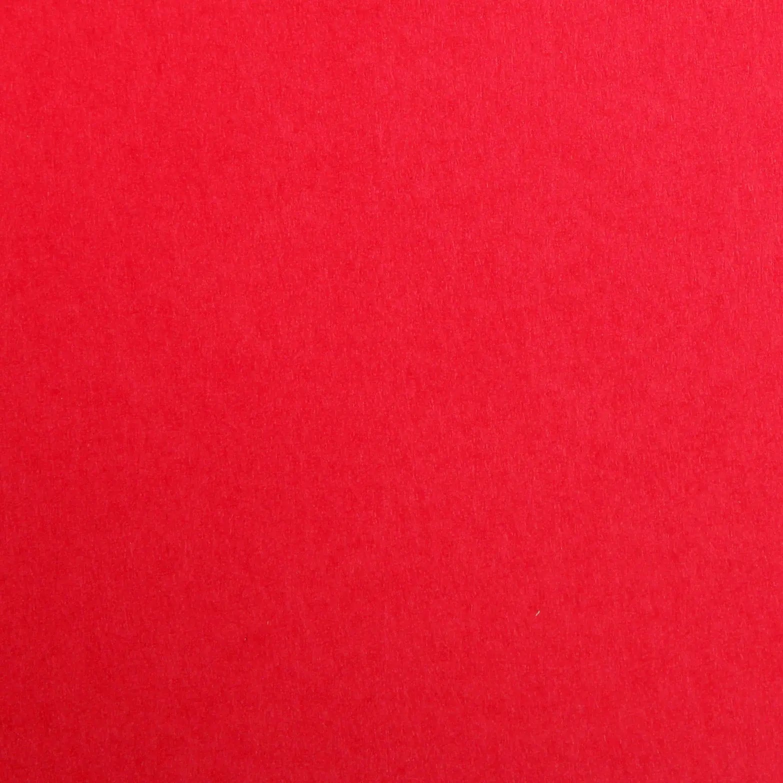 Maya 270g 25 feuilles  A4 - Rouge CLAIREFONTAINE