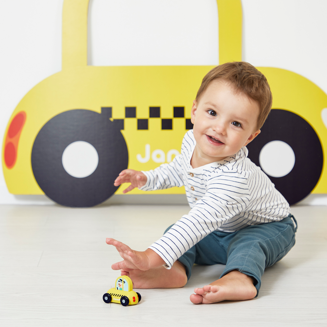 CROSS ROADS: TAXI JANOD