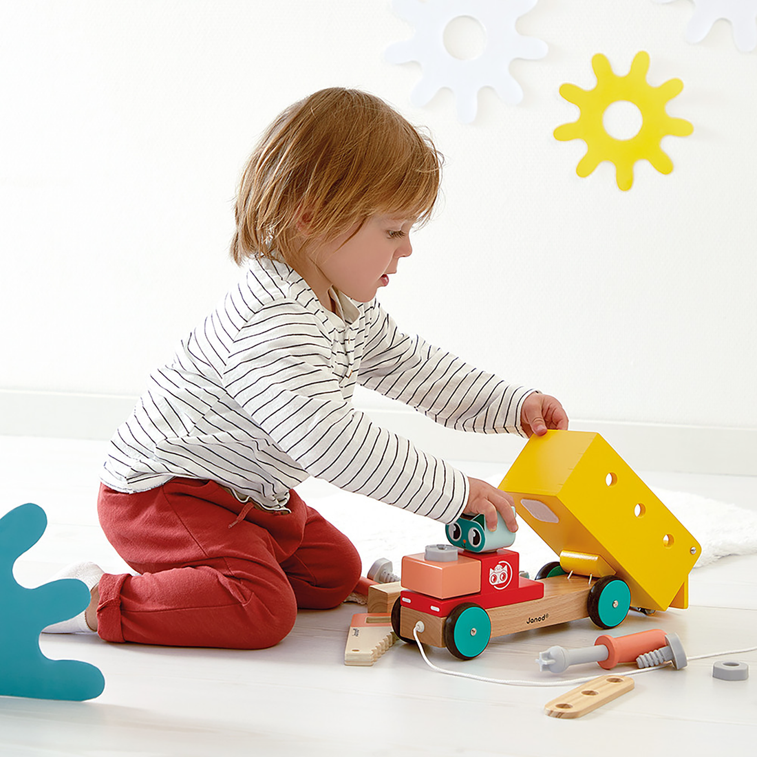 BRICO'KIDS: CAMION DIY À TIRER JANOD