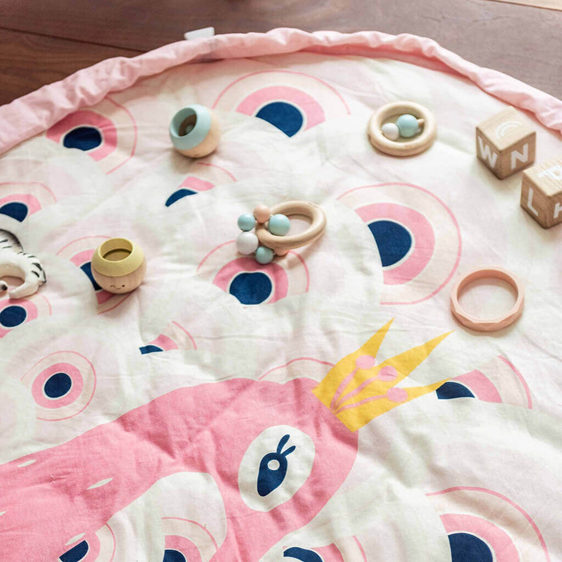 DOUX : PAON - 120 CM PLAY AND GO