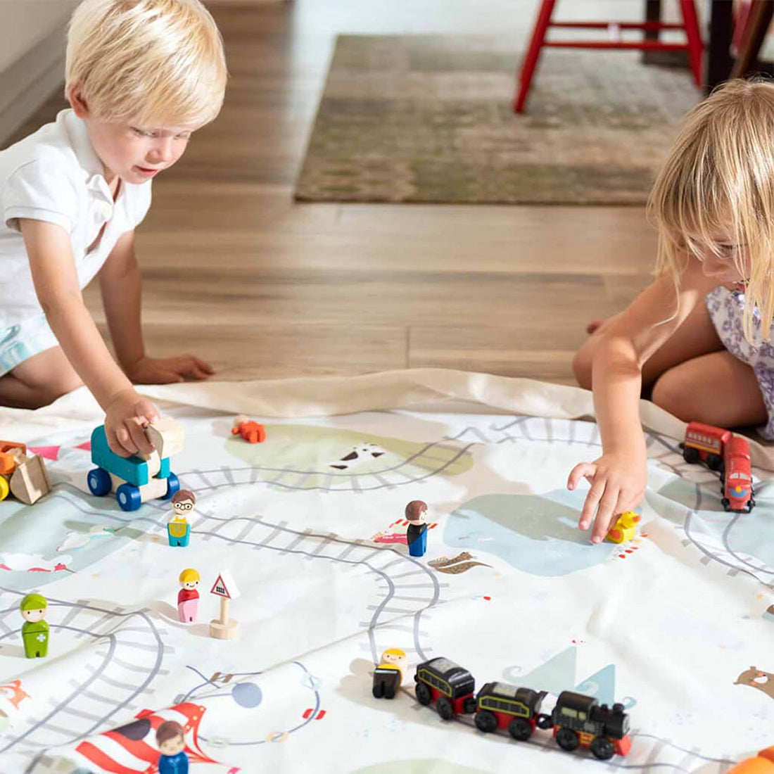 TRAIN - 140 CM PLAY AND GO