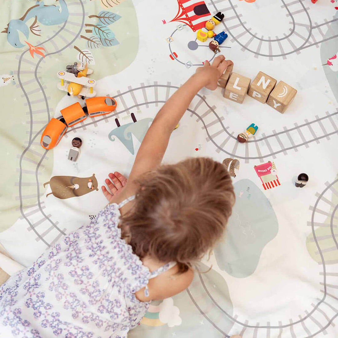 TRAIN - 140 CM PLAY AND GO