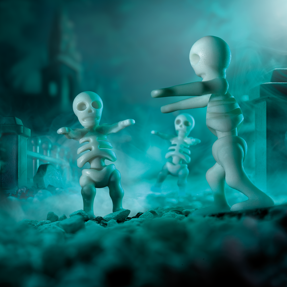 GRAVEYARD SHIFT SMART GAMES