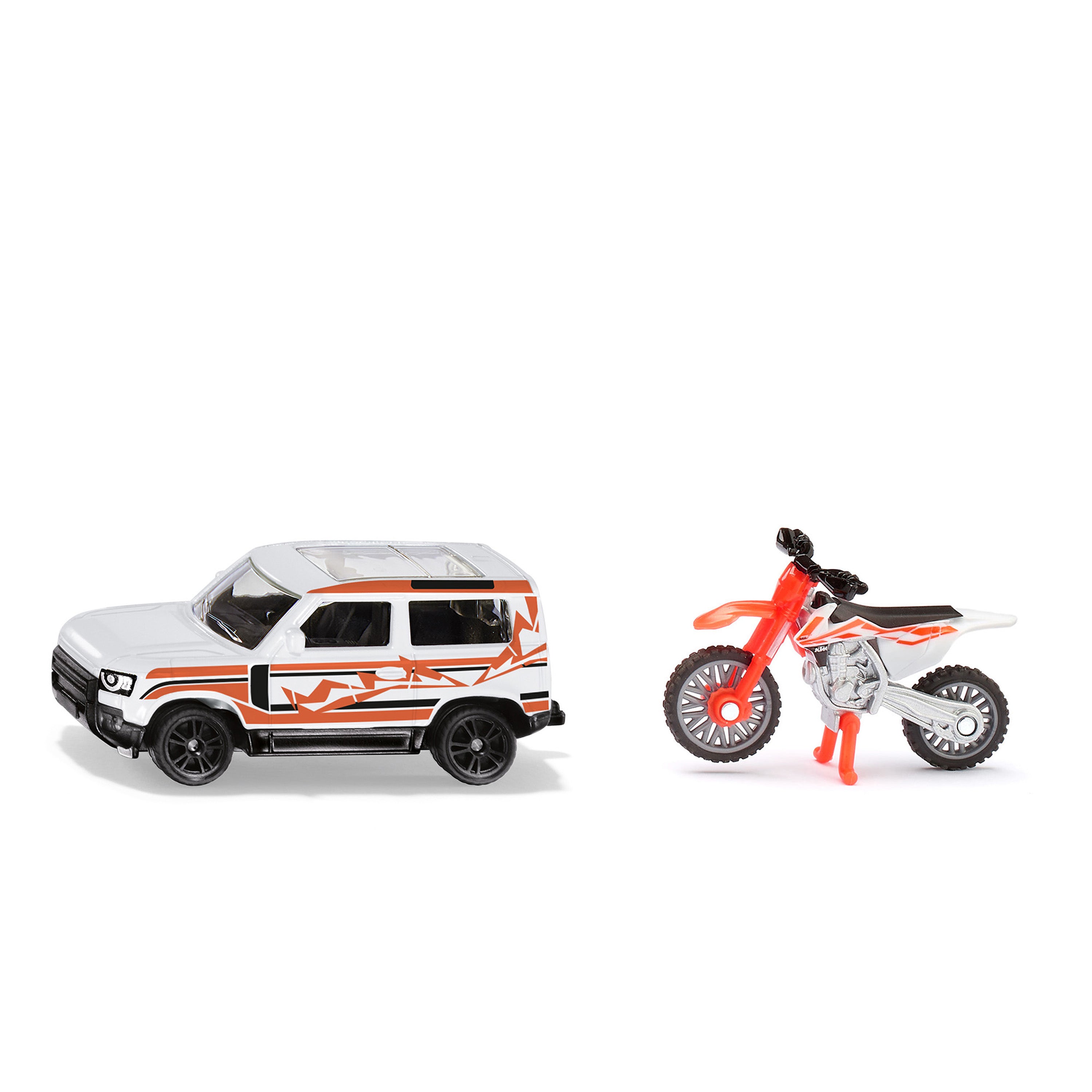 LAND ROVER DEFENDER WITH KTM MOTORBIKE