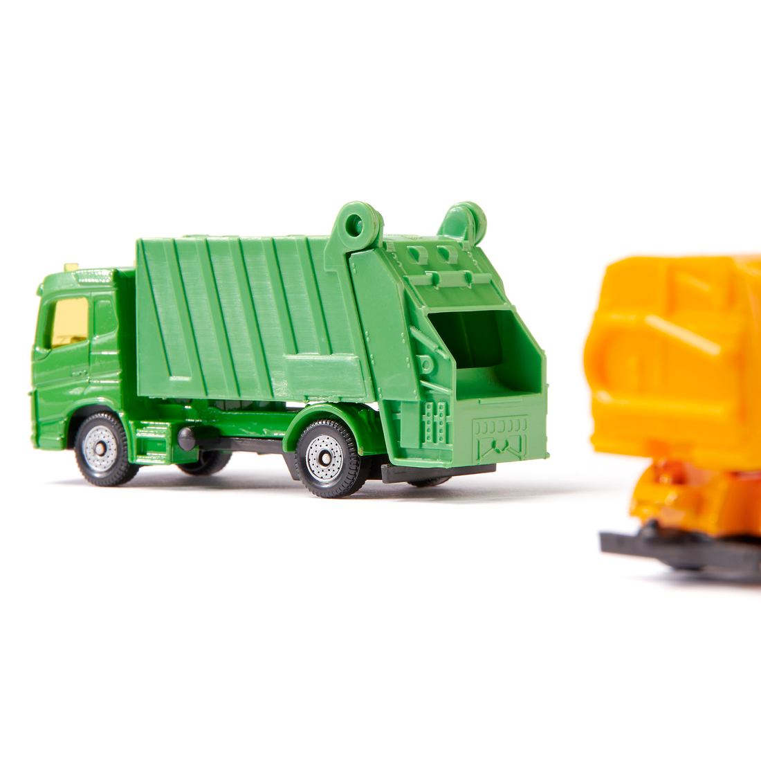 CAMION À ORDURE ET CAMION DE NETTOYAGE MUNICIPAL - SIKU