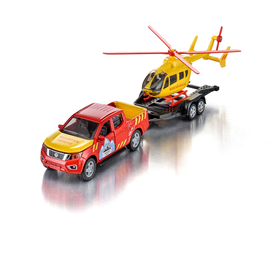 NISSAN NAVARA AVEC HELICOPTER (1:50)